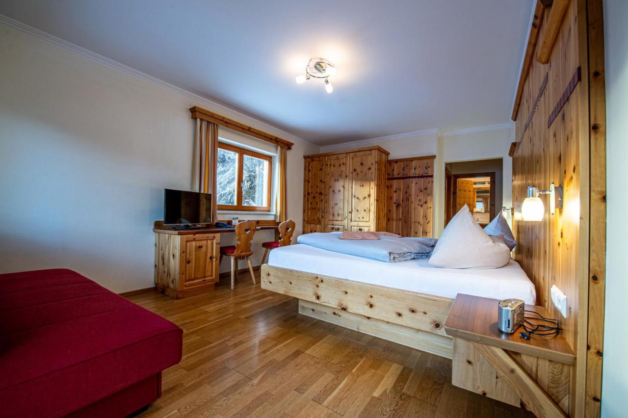 באד קליניקירשהיים Hotel Raunig מראה חיצוני תמונה
